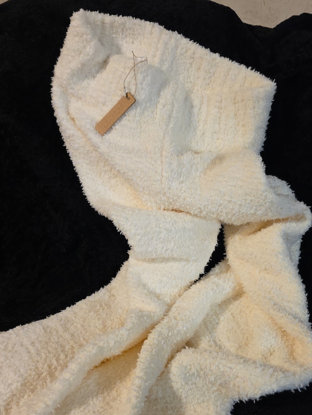 Skims Cozy Cream Plush Lounge Pants- Soft Women’s Accessory